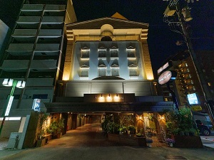 ザ・シーン栄店