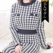 入山 法子