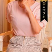 荻野目 洋子